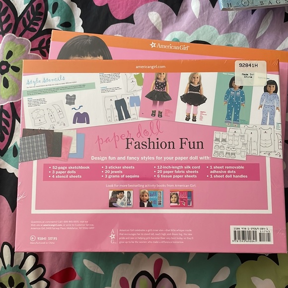 NWT American Girl Paper Doll Fashion Fun - Picture 3 of 3